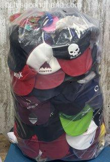 used-branded-caps-wholesale-italy