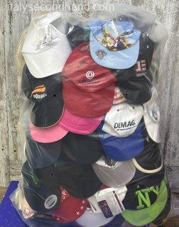 used-branded-caps-wholesale-italy