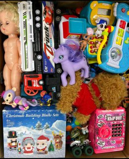 used-branded-plastic-toys-wholesale-italy