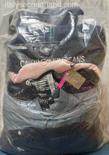 used-branded-windbreakers-wholesale-italy