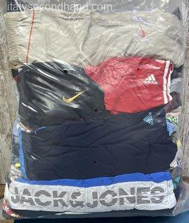 used-branded-shorts-wholesale-italy