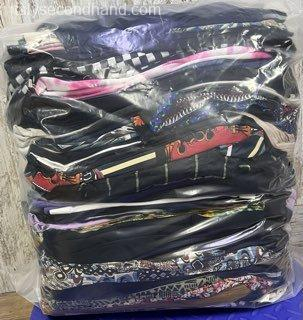 used-branded-womens-leggings-wholesale-italy