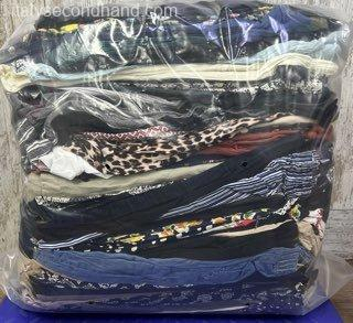 used-branded-womens-leggings-wholesale-italy