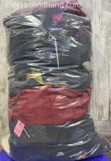 Used branded windbreakers wholesale Italy