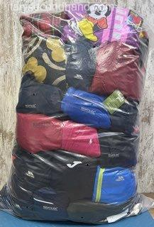 used-branded-raincoats-wholesale-italy