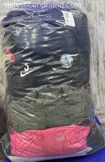 used-branded-windbreakers-wholesale-italy