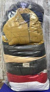 Used branded warm jackets wholesale Italy