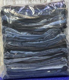 used-branded-denim-overalls-wholesale-italy