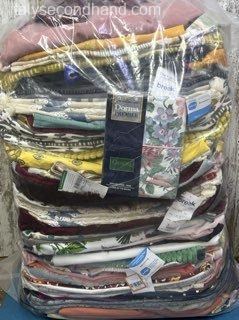 used-branded-table-linen-wholesale-italy