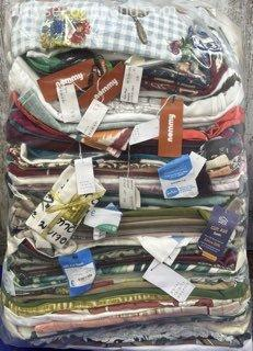 used-branded-pillowcases-tablecloths-napkins-wholesale-italy
