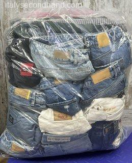 used-branded-shorts-wholesale-italy