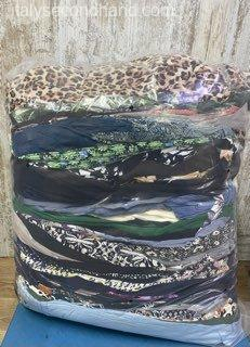 used-branded-womens-leggings-and-tops-wholesale-italy