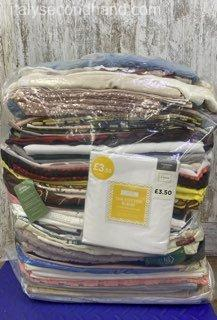 used-branded-pillowcases-tablecloths-and-napkins-wholesale-italy