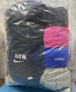 used-branded-shorts-wholesale-italy