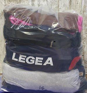 used-branded-sports-tracksuits-wholesale-italy