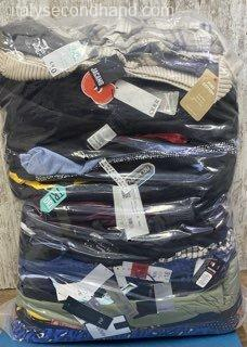 used-branded-clothing-mix-2xl-cream-sorting-wholesale-italy