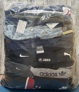 Used branded shorts wholesale Italy