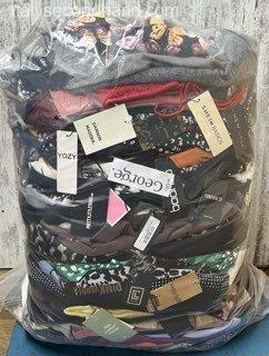 used-branded-skirts-wholesale-italy