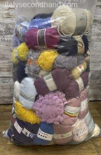 Used branded yarn wholesale Italy