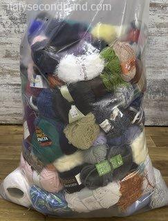used-branded-yarn-wholesale-italy